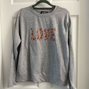 Feeling Festive LOVE Graphic Print Gray Pullover Shirt Women's M